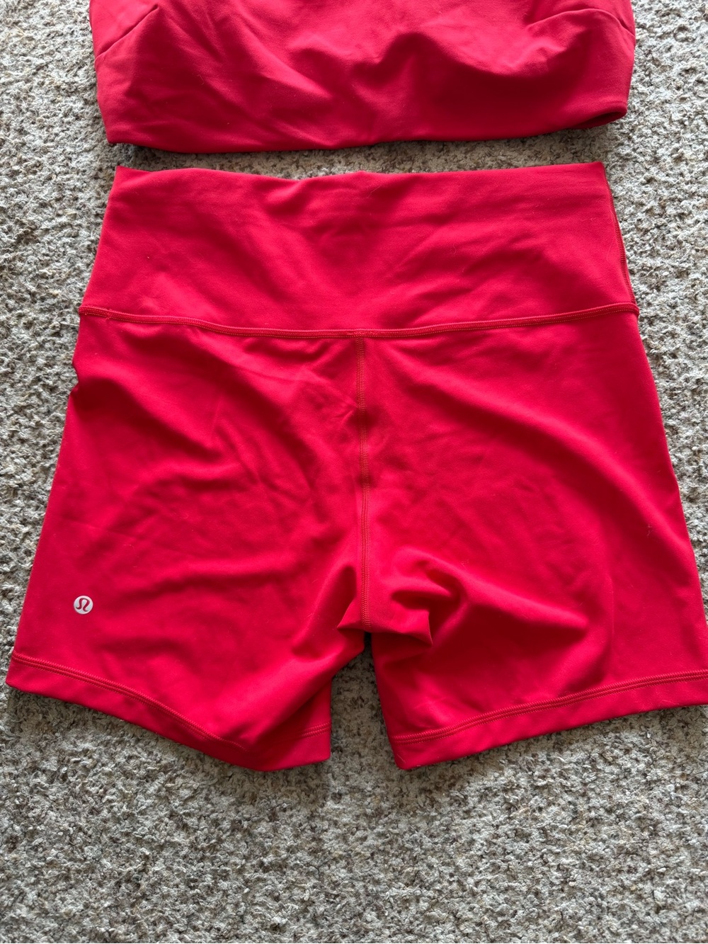 Lululemon Wunder train bra & shorts set - Picture 2 of 6